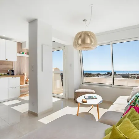 Happy Coral Port Nature