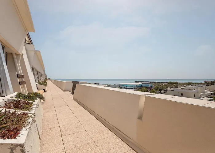 Happy Coral Port Nature