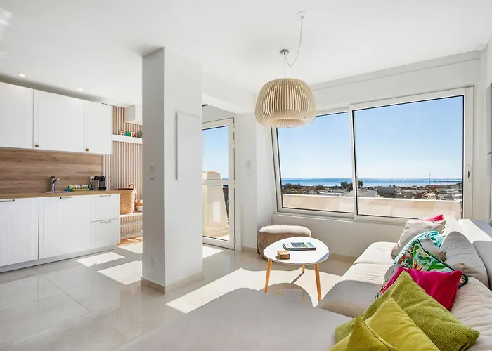 Happy Coral Port Nature